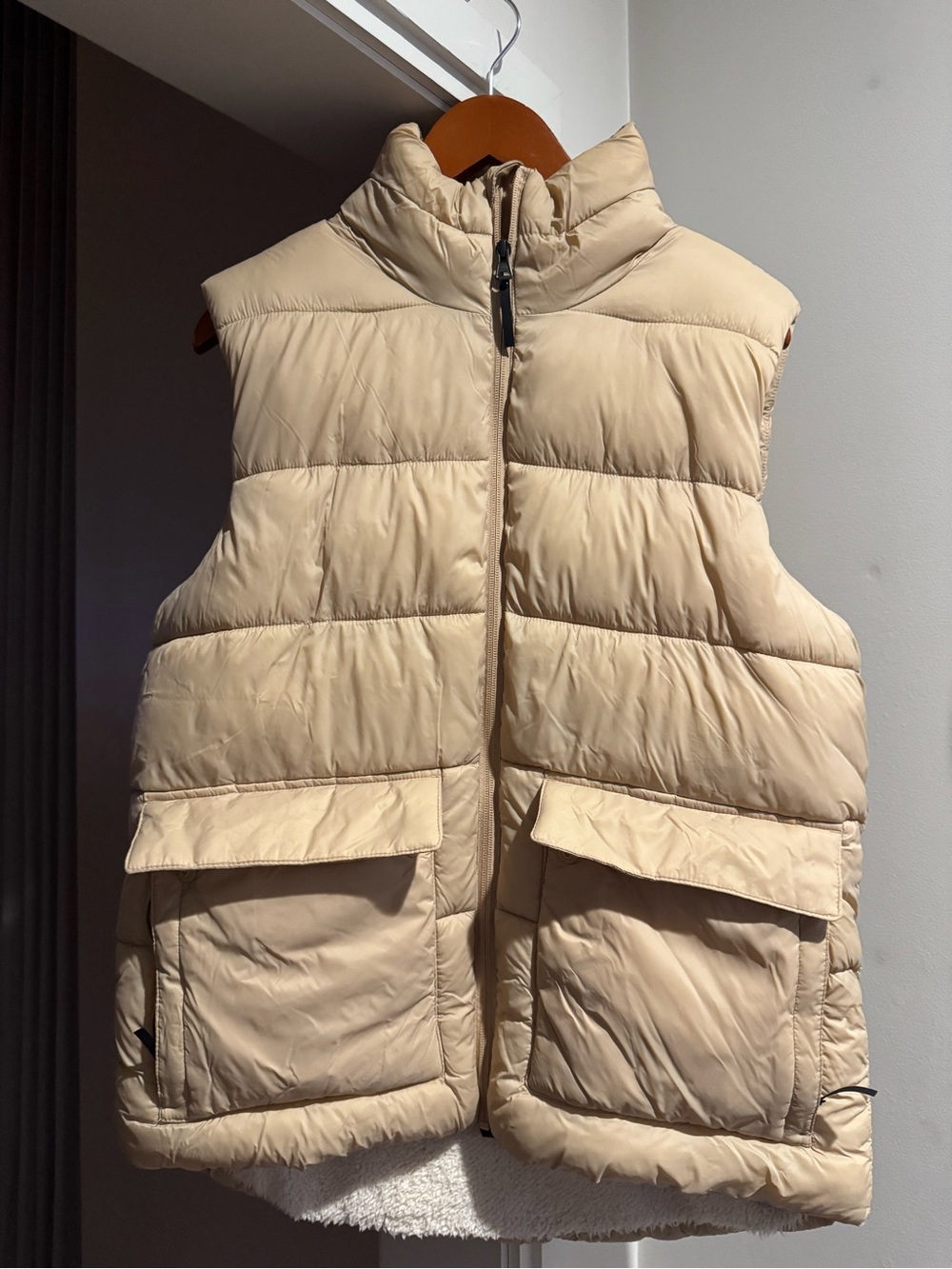 Amazon Essentials Men's Quilted Puffer Vest in Beige